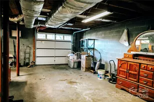 7 Windy Hollow Rd, Asheville, NC 28806 - Photo 22