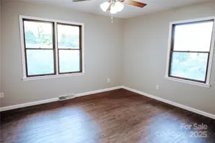 7 Windy Hollow Rd, Asheville, NC 28806 - Photo 16