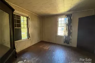 289 S French Broad Ave, Asheville, NC 28801 - Photo 32