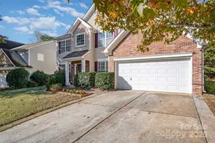 9819 Jeanette Cir, Charlotte, NC 28213 - Photo 2