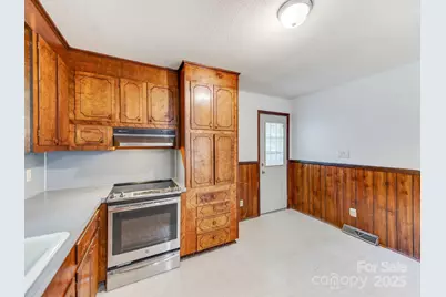 1569 Cecelia Drive, Gastonia, NC 28054 - Photo 10