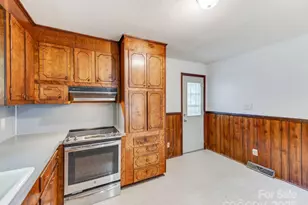 1569 Cecelia Dr, Gastonia, NC 28054 - Photo 10