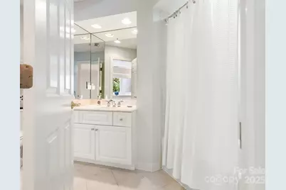 8942 Challis Hill Lane, Charlotte, NC 28226 - Photo 22