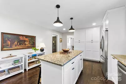 411 S Battleground Avenue, Kings Mountain, NC 28086 - Photo 8