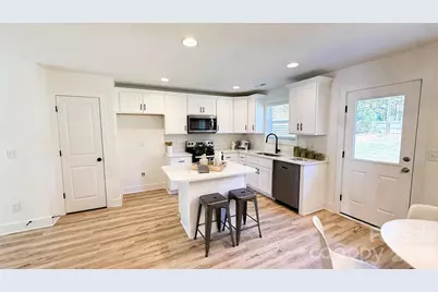 1618 Byrum Street, Charlotte, NC 28216 - Photo 30