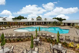 8925 Silver Springs Ct, Charlotte, NC 28215 - Photo 14