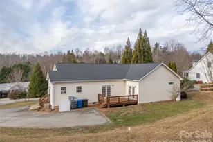 97 Meadowview Dr, Saluda, NC 28773 - Photo 32