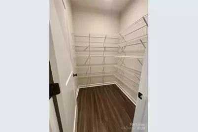 9312 Munsing Drive, Charlotte, NC 28269 - Photo 6