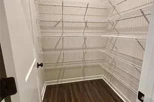 9312 Munsing Dr, Charlotte, NC 28269 - Photo 6