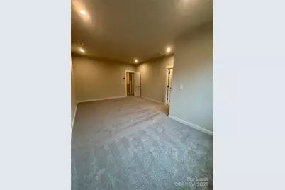 9312 Munsing Drive, Charlotte, NC 28269 - Photo 14