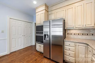 5922 Sharon Hills Road, Charlotte, NC 28210 - Photo 20