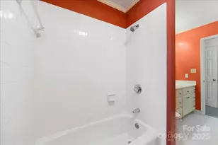 5922 Sharon Hills Rd, Charlotte, NC 28210 - Photo 38