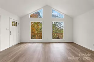 201 Cedarview Dr, Asheville, NC 28803 - Photo 10