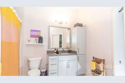 650 E Brooklyn Village Avenue #B1, Charlotte, NC 28202 - Photo 44