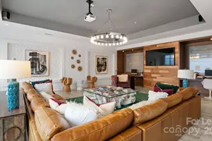 650 E Brooklyn Vlg Ave, Charlotte, NC 28202 - Photo 8