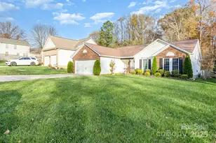 3314 Rillet Ct, Charlotte, NC 28269 - Photo 2