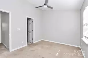 10219 Reindeer Way Ln, Charlotte, NC 28216 - Photo 26