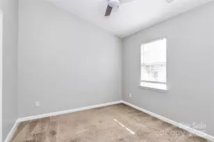 10219 Reindeer Way Ln, Charlotte, NC 28216 - Photo 22