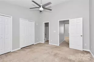 10219 Reindeer Way Ln, Charlotte, NC 28216 - Photo 24