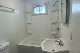 9225 Moores Chapel Rd, Charlotte, NC 28214 - Photo 10