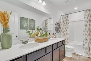 1632 Piper Creek Ave, Newton, NC 28658 - Photo 4