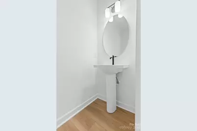 3944 Hager Drive, Charlotte, NC 28208 - Photo 8