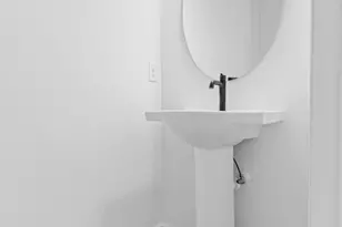 3944 Hager Dr, Charlotte, NC 28208 - Photo 8