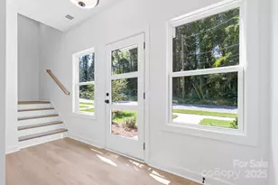 3944 Hager Dr, Charlotte, NC 28208 - Photo 2