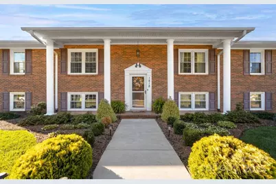 1418 E Memorial Highway, Harmony, NC 28634 - Photo 2