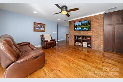 1418 E Memorial Highway, Harmony, NC 28634 - Photo 14
