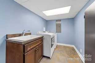 1418 E Memorial Hwy, Harmony, NC 28634 - Photo 24