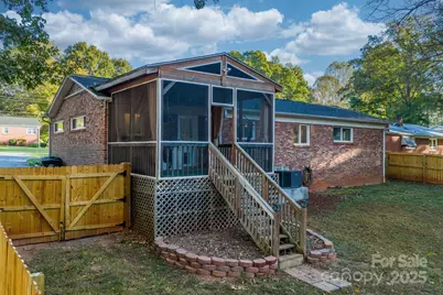 807 15th Street NW, Conover, NC 28613 - Photo 30