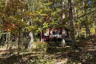 202 Lyndhurst Dr, Hendersonville, NC 28791 - Photo 2