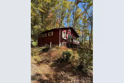 202 Lyndhurst Drive, Hendersonville, NC 28791 - Photo 1