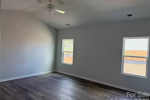 954 Leyna Ct, Newton, NC 28658 - Photo 4