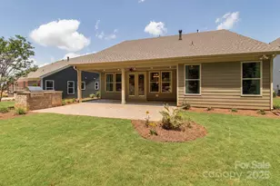 8933 Silver Springs Ct, Charlotte, NC 28215 - Photo 14