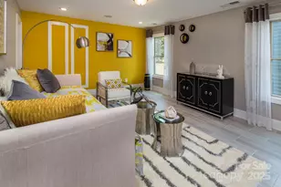 8933 Silver Springs Ct, Charlotte, NC 28215 - Photo 12