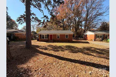 828 Tennyson Drive, Charlotte, NC 28208 - Photo 2