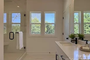 3922 Sarah Dr, Charlotte, NC 28217 - Photo 8