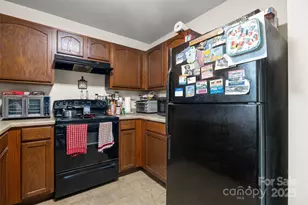 5429 Idlewild Rd N, Charlotte, NC 28227 - Photo 14