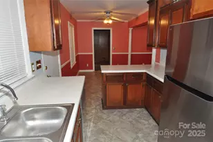 109 Hardin St, Chester, SC 29706 - Photo 12