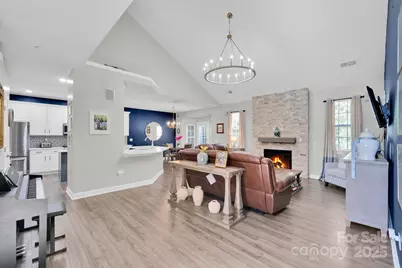 805 Springwood Drive, Waxhaw, NC 28173 - Photo 6