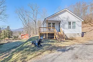 687 Holtzclaw Rd, Canton, NC 28716 - Photo 2