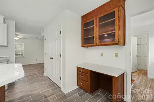 570 29th Ave Dr NW, Hickory, NC 28601 - Photo 10