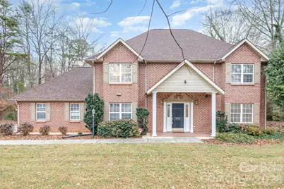 570 29th Avenue Drive NW, Hickory, NC 28601 - Photo 1