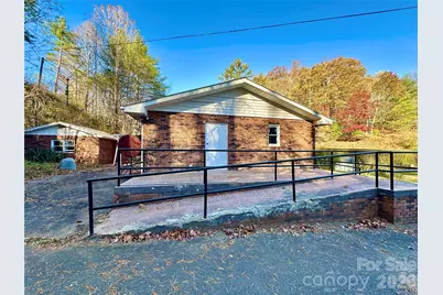 208 Murdock Road, Bakersville, NC 28705 - Photo 30
