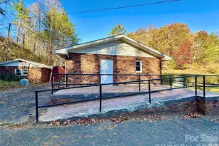 208 Murdock Rd, Bakersville, NC 28705 - Photo 30