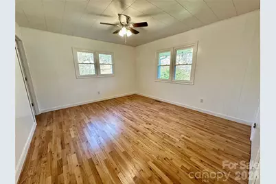 208 Murdock Road, Bakersville, NC 28705 - Photo 22