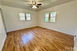 208 Murdock Rd, Bakersville, NC 28705 - Photo 22