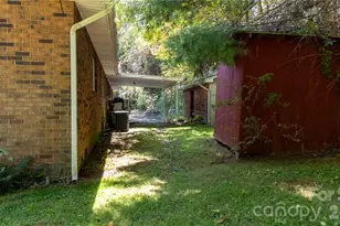 208 Murdock Rd, Bakersville, NC 28705 - Photo 36